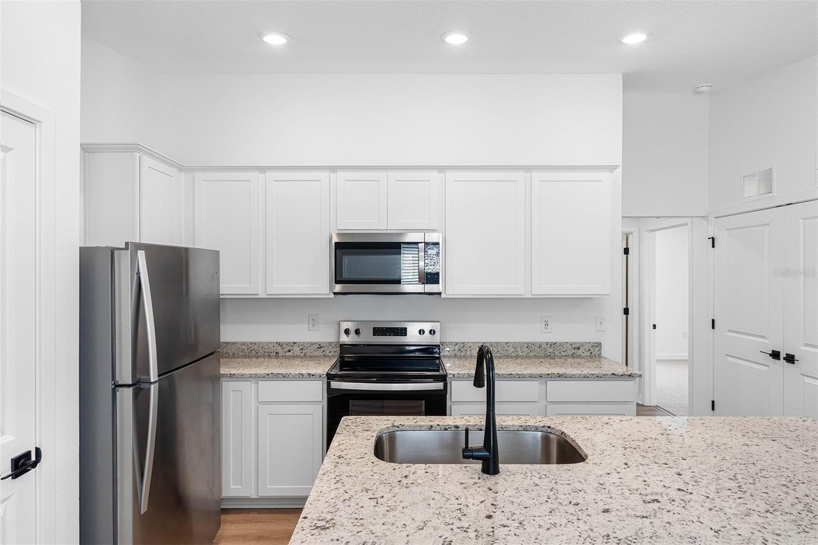 15197 Duck Hawk Rd photo 5