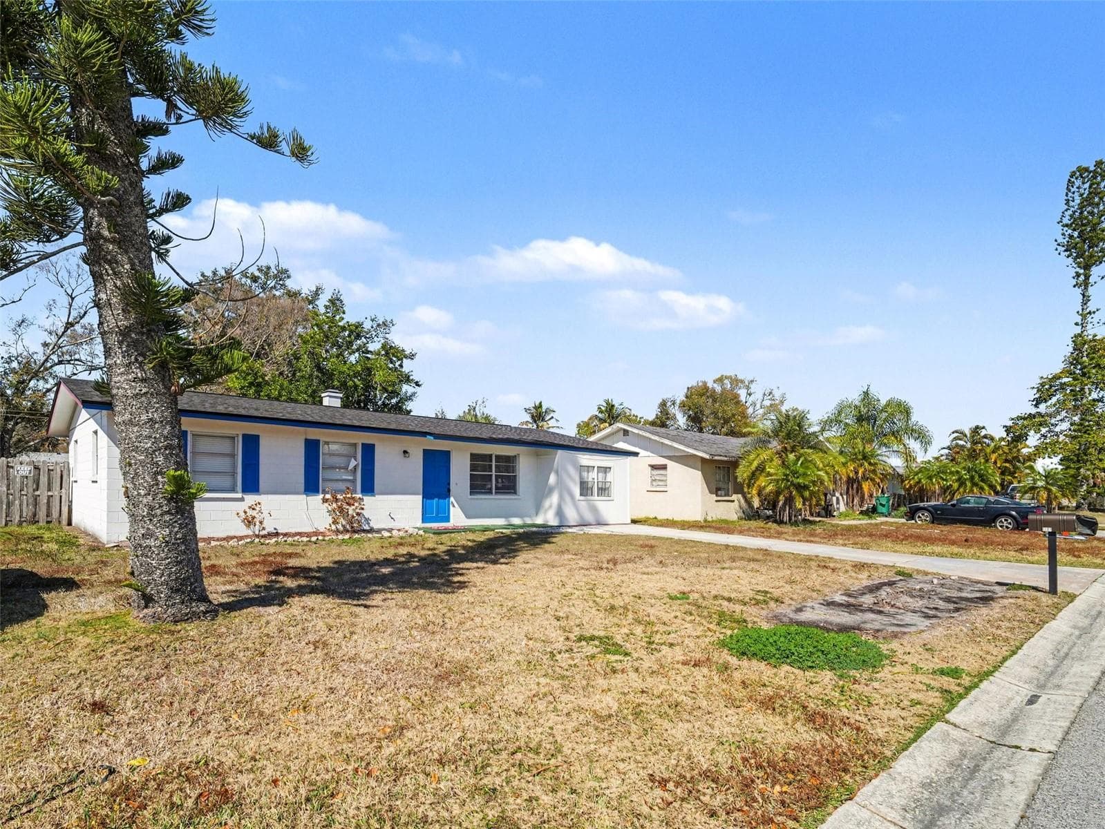 1207 22nd Ave W photo 3