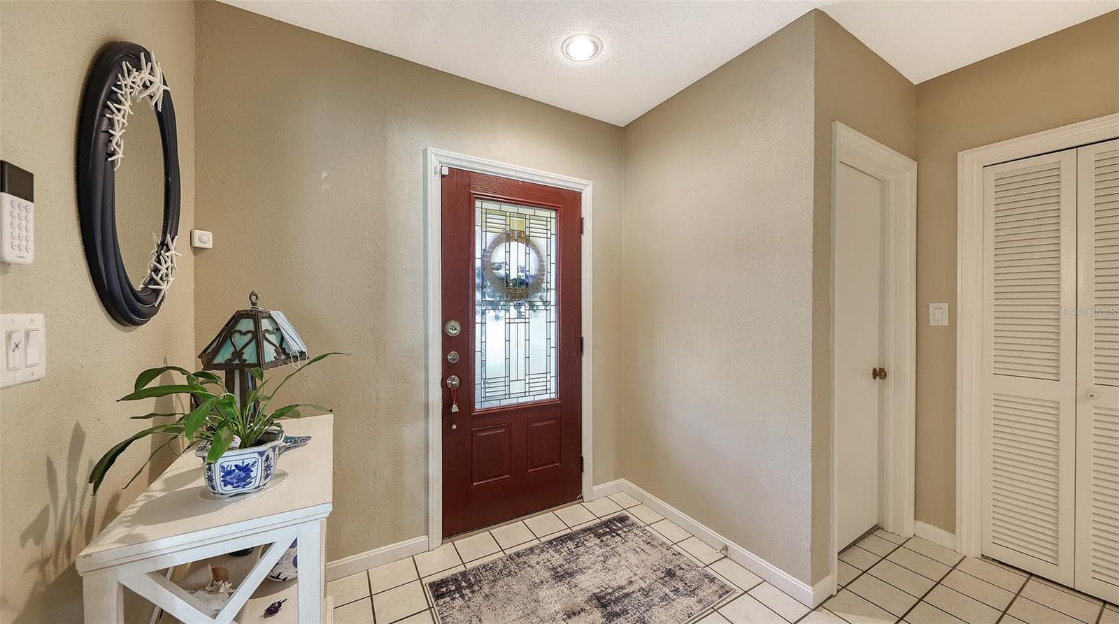 844 Magellan Dr photo 5
