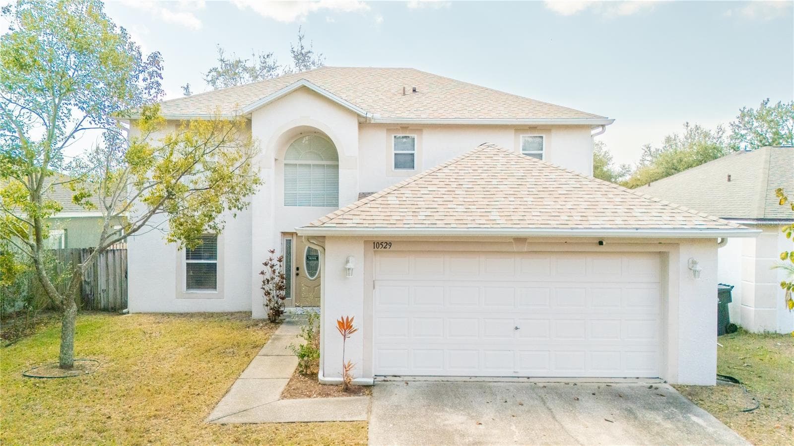 10529 Maronda Dr photo 3