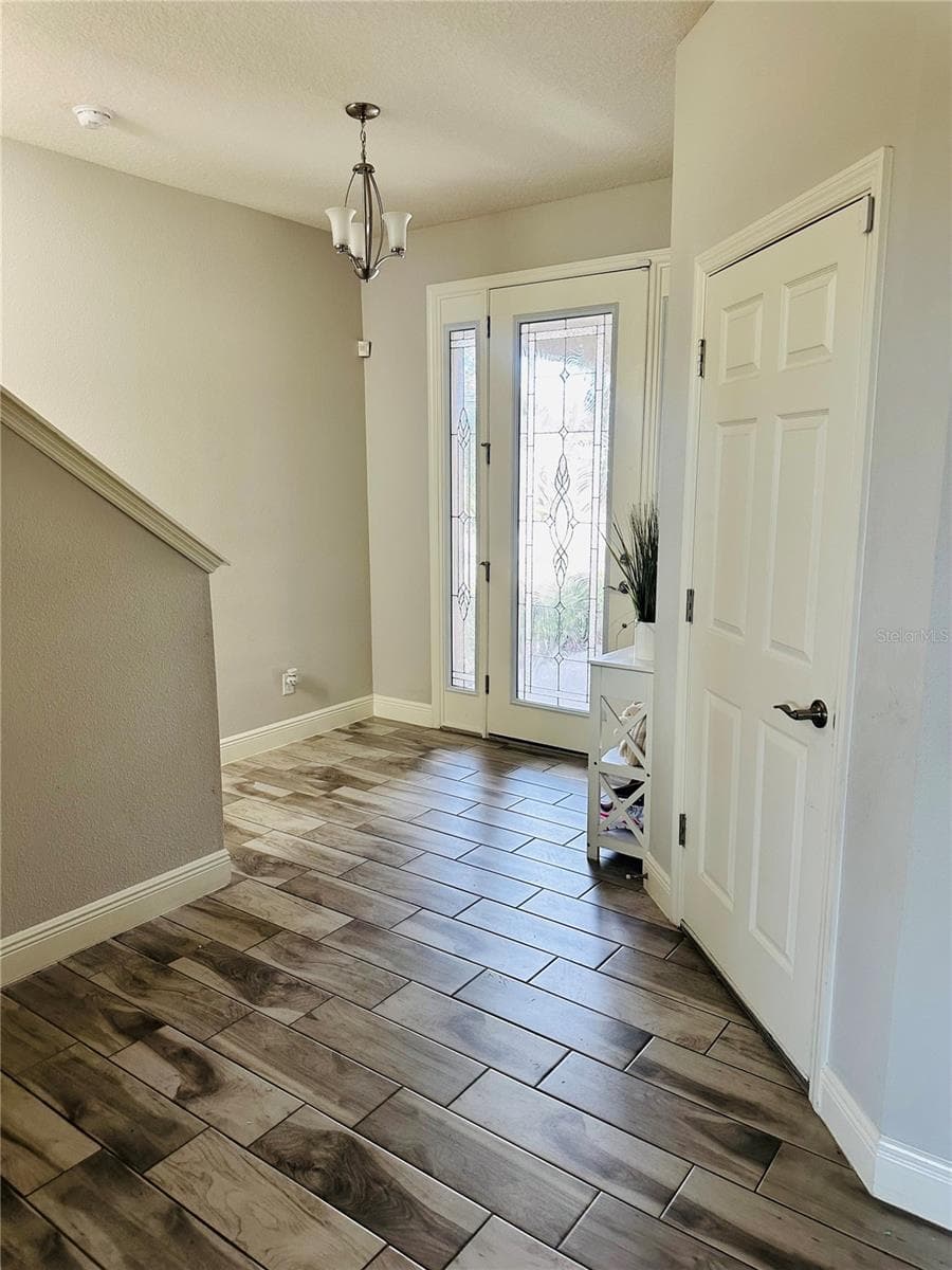 12990 Burns Dr photo 3