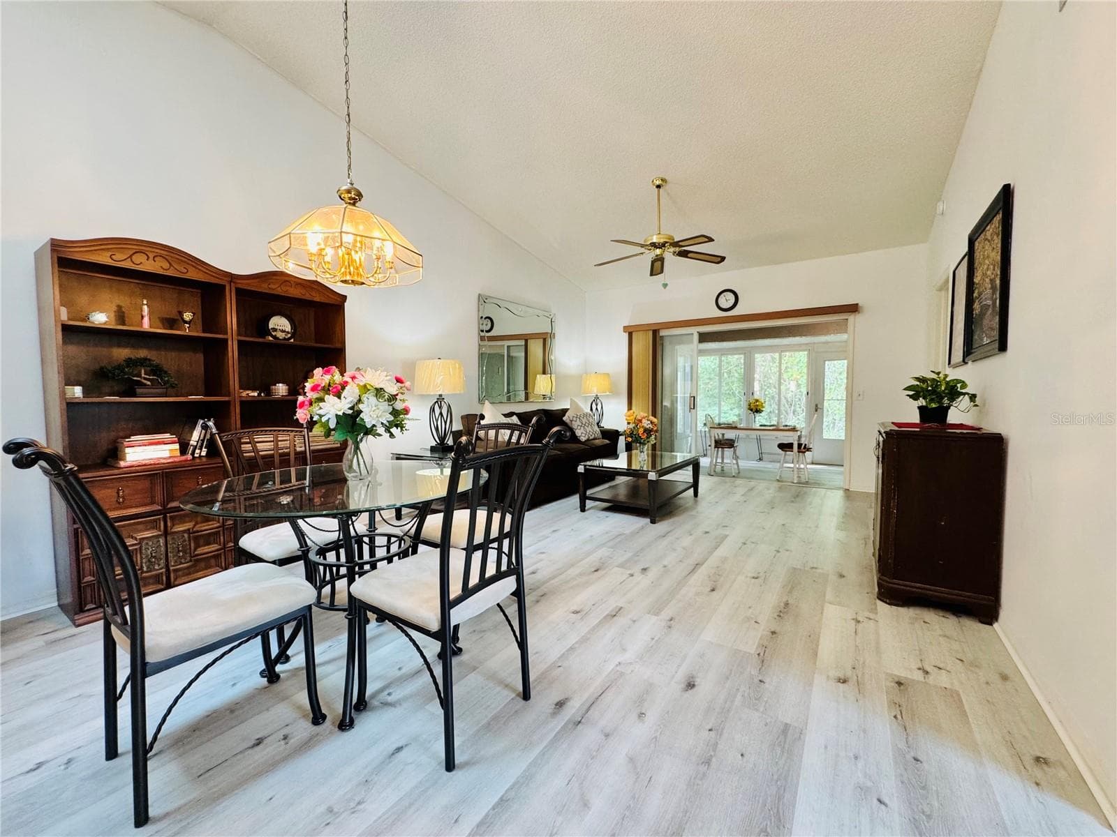 13134 Cypress Hill Dr photo 5