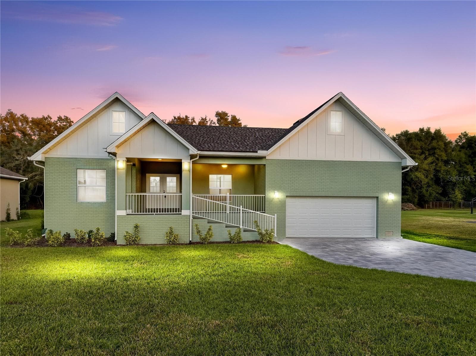 12484 Green Oak Ln photo 3