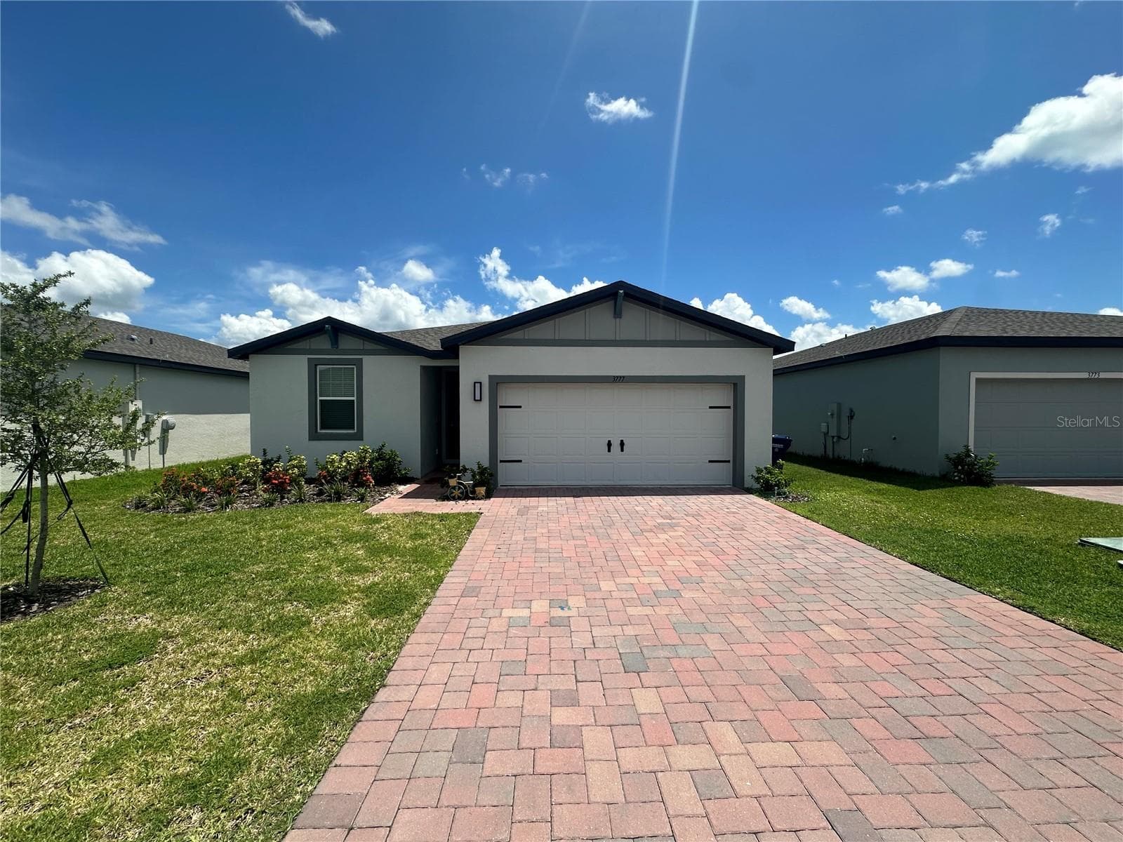 3777 Giorgio Dr photo 2