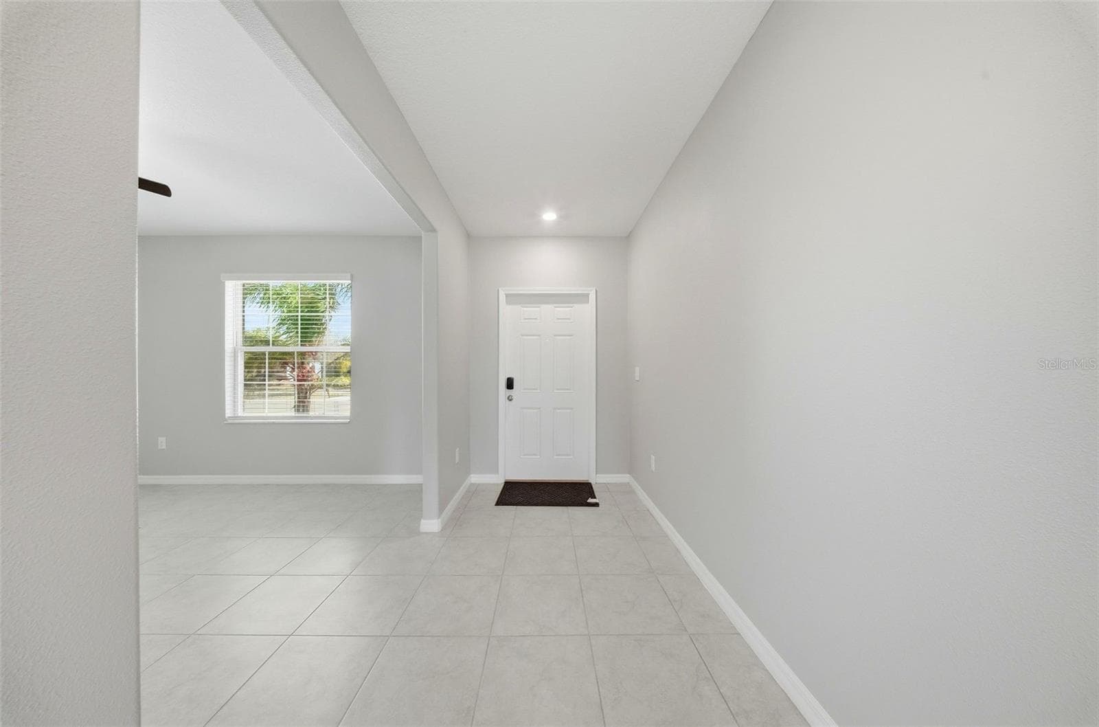 15617 Charr Island St photo 3