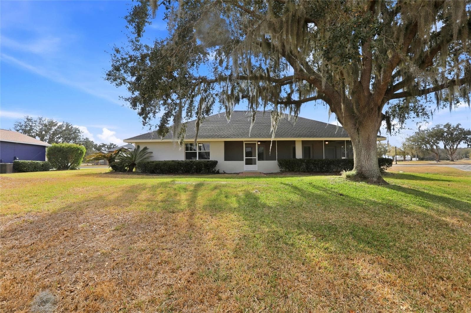 2992 Oaks Bnd photo 5