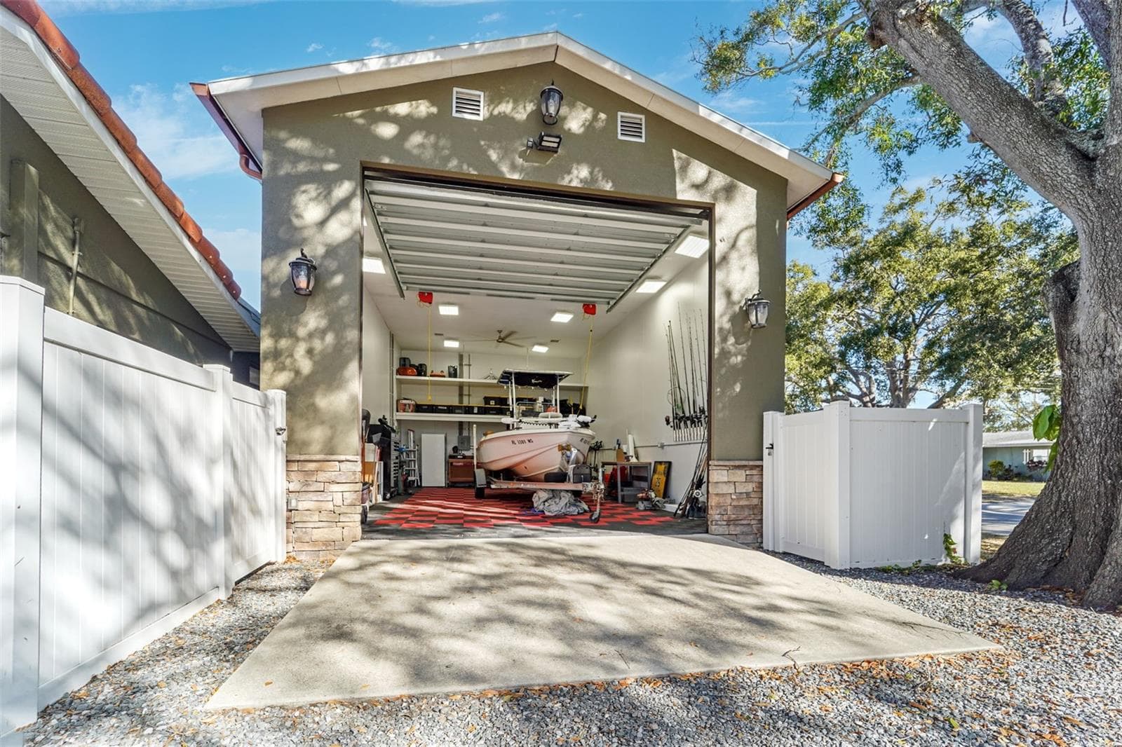 3595 Floral Dr photo 5