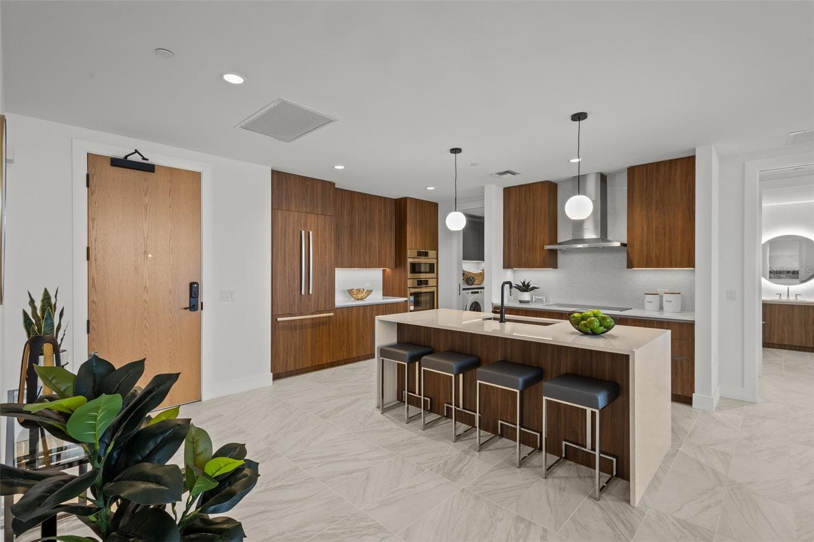 777 3rd Ave N #1504 photo 5