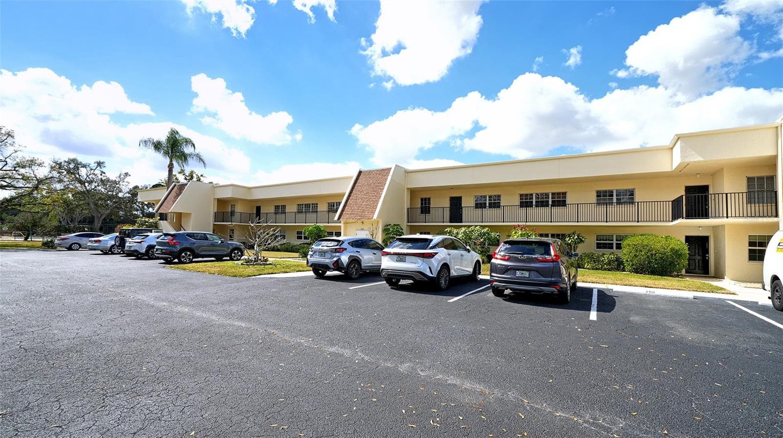 7880 Palm Aire Ln #203 photo 3