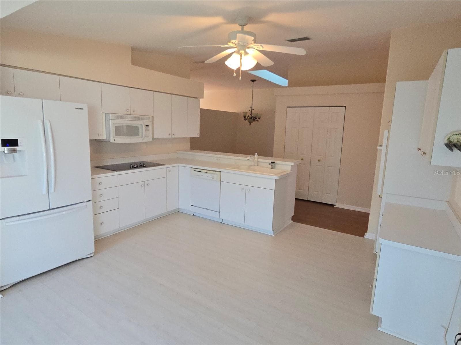 11519 Holly Ann Dr photo 3