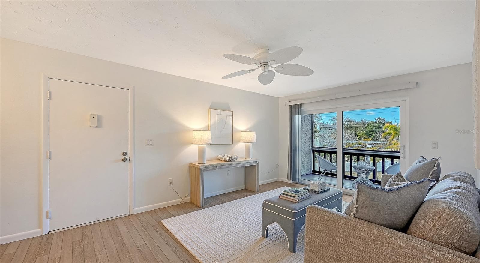 3201 Beneva Rd #204 photo 3