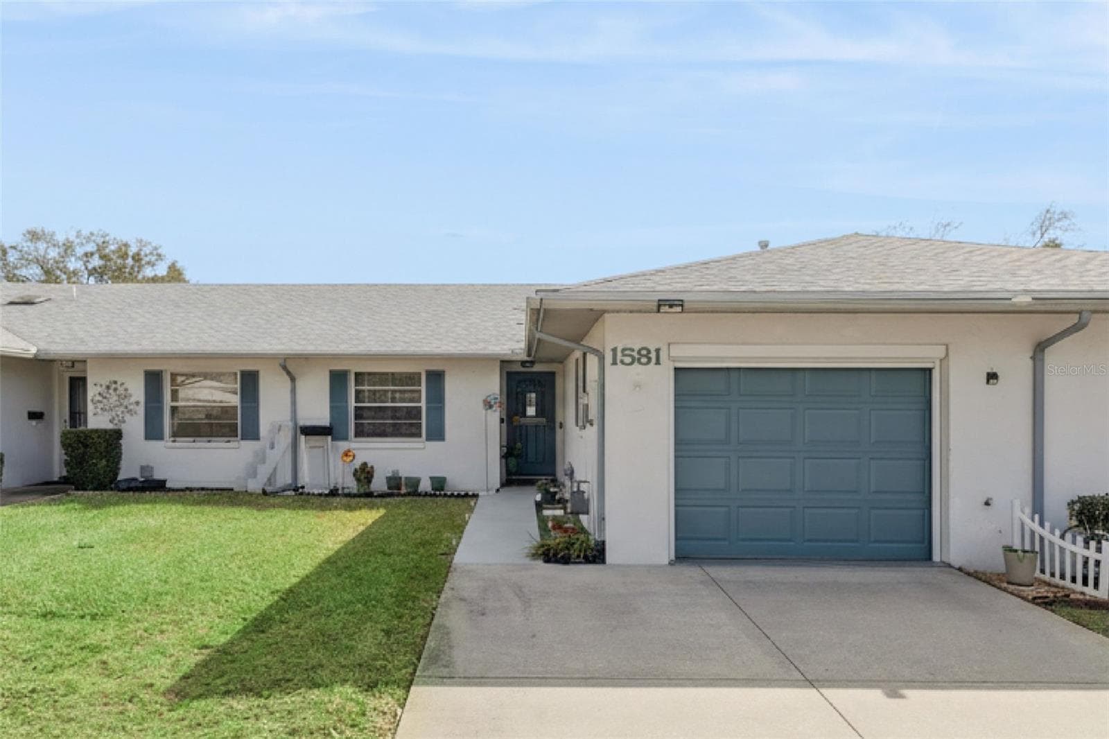 1581 Oakview Cir SE photo 3