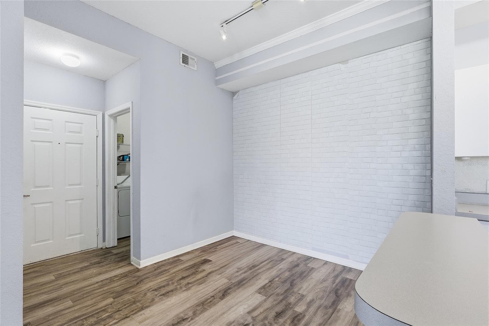 17106 Carrington Park Dr #623 photo 4
