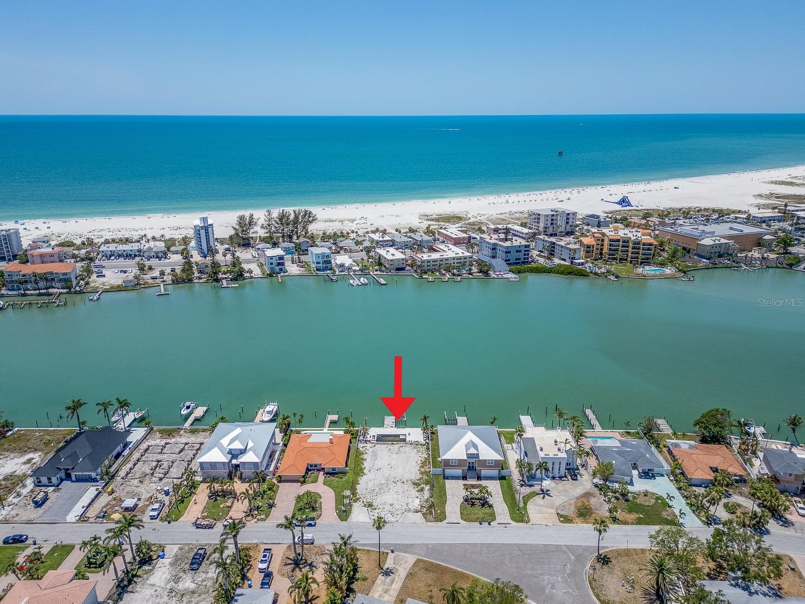 10126 Tarpon Dr photo 4