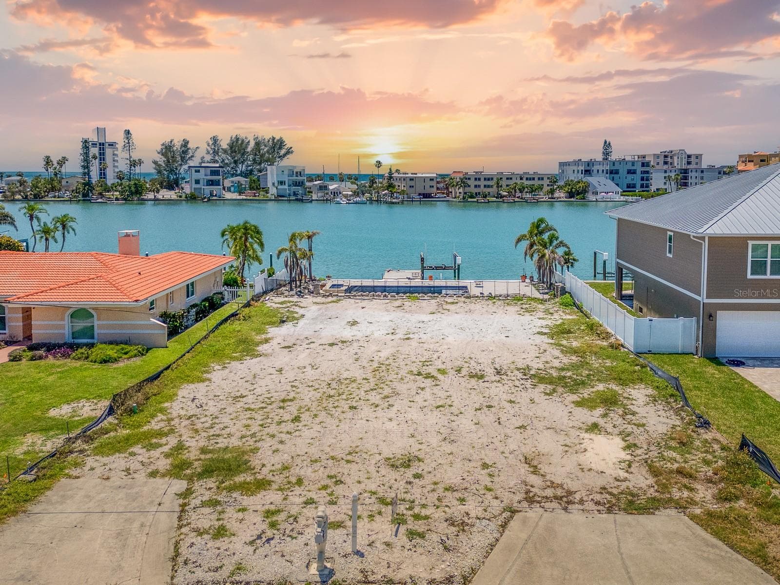 10126 Tarpon Dr photo 5