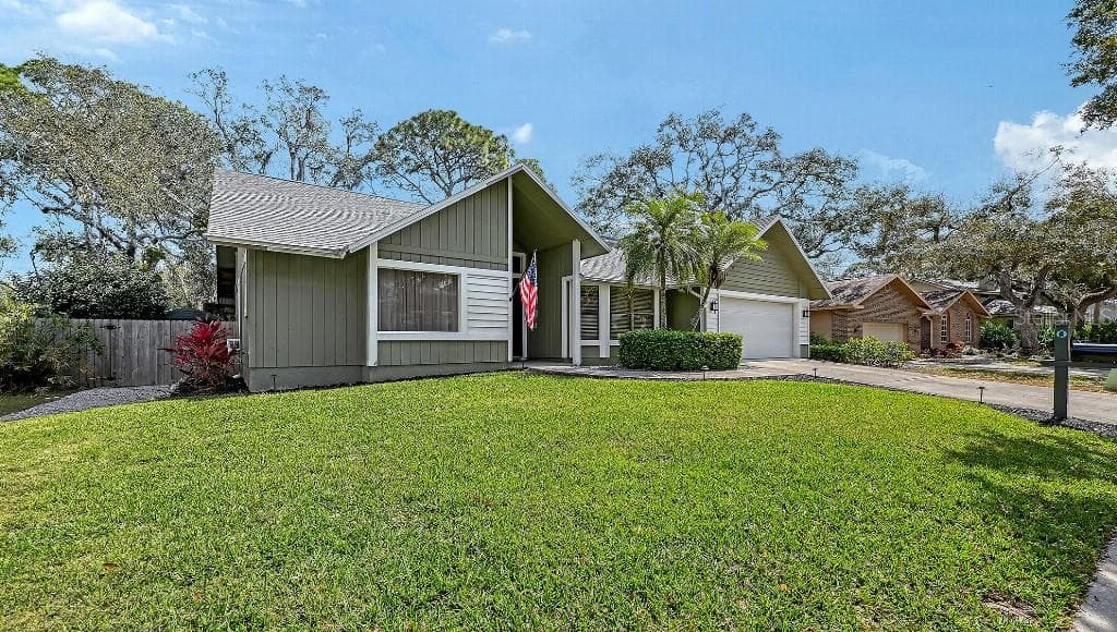 721 Forestview Dr photo 5