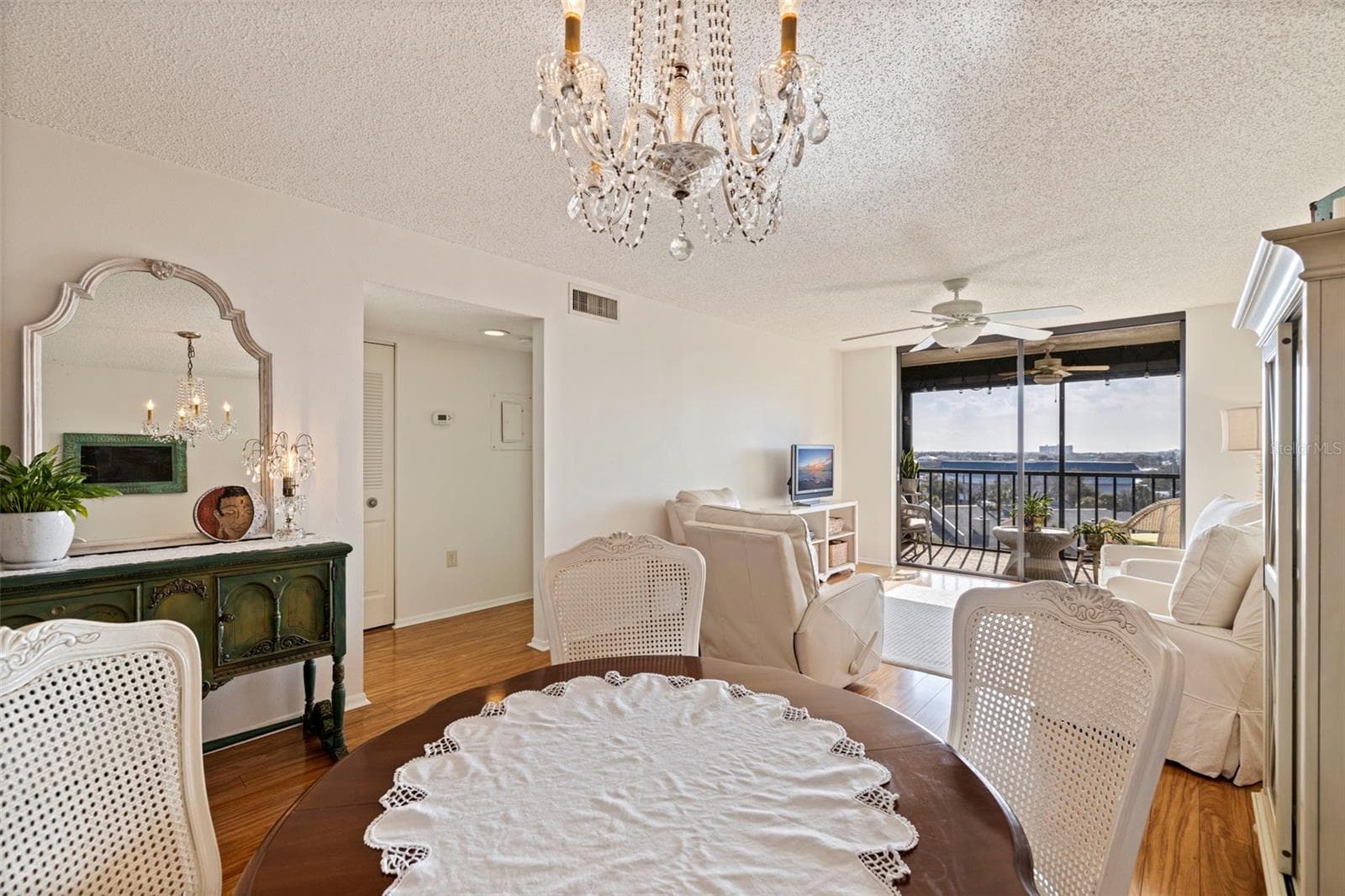 1320 Pasadena Ave S #605 photo 4