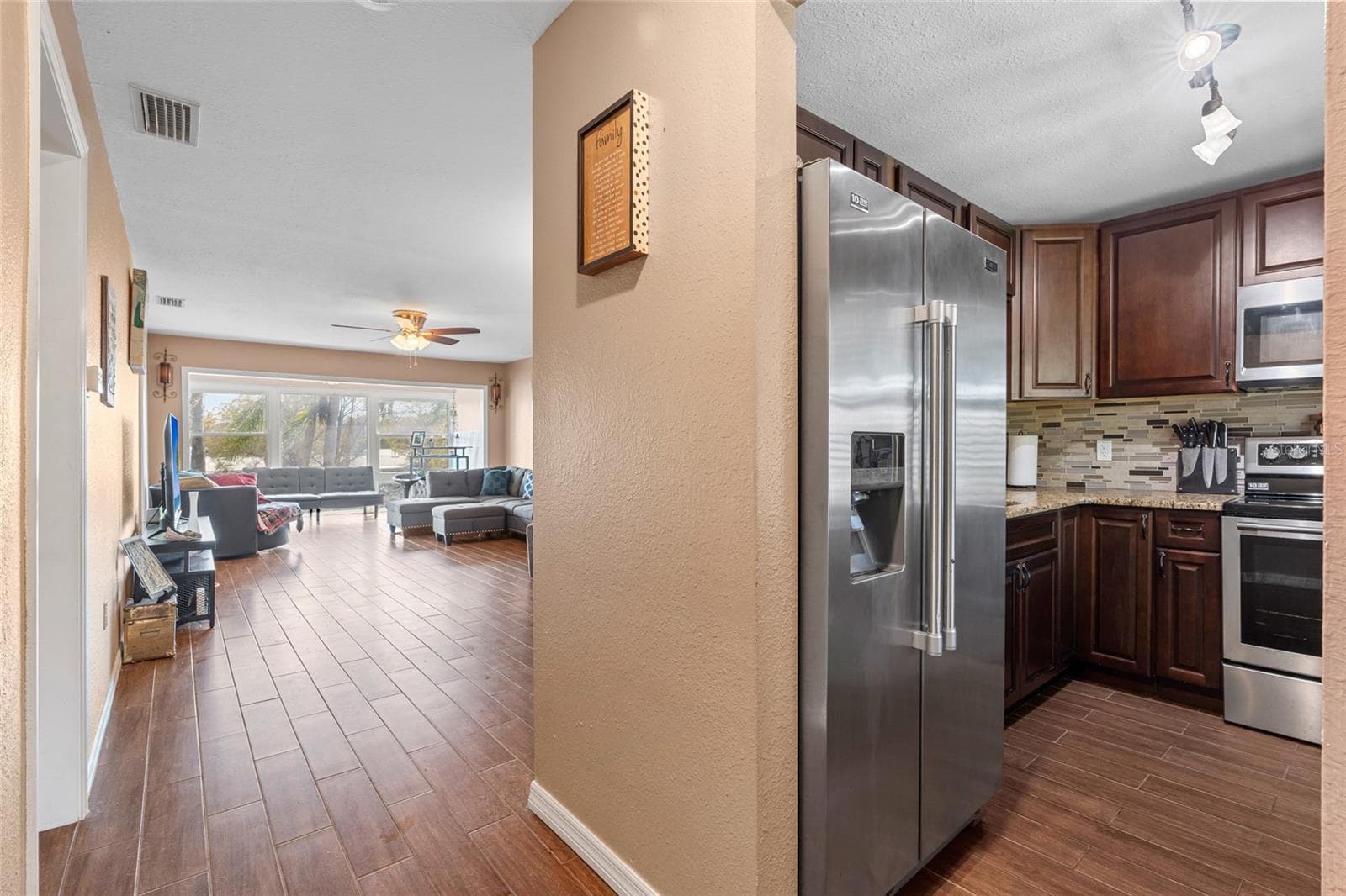 1303 S Hercules Ave #25 photo 4