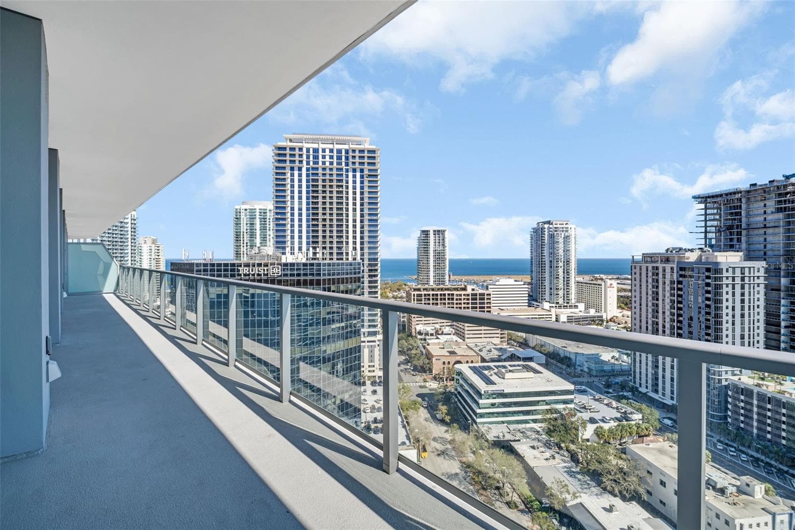 400 Central Ave #2205