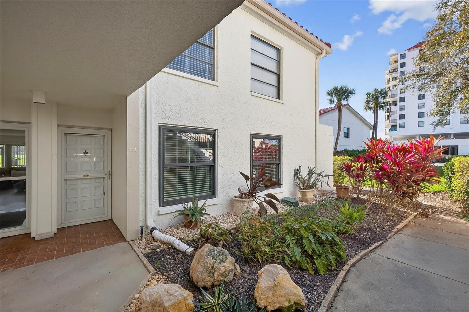 6210 Sun Blvd #112 photo 3