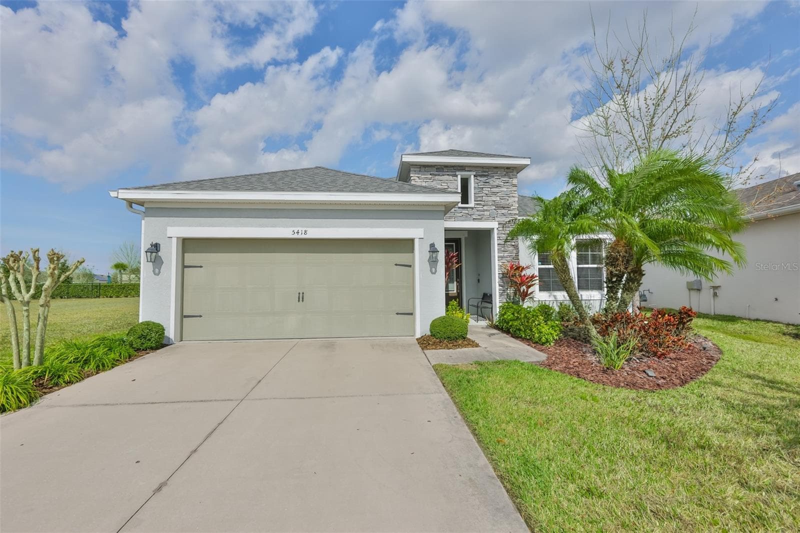 5418 Silver Sun Dr