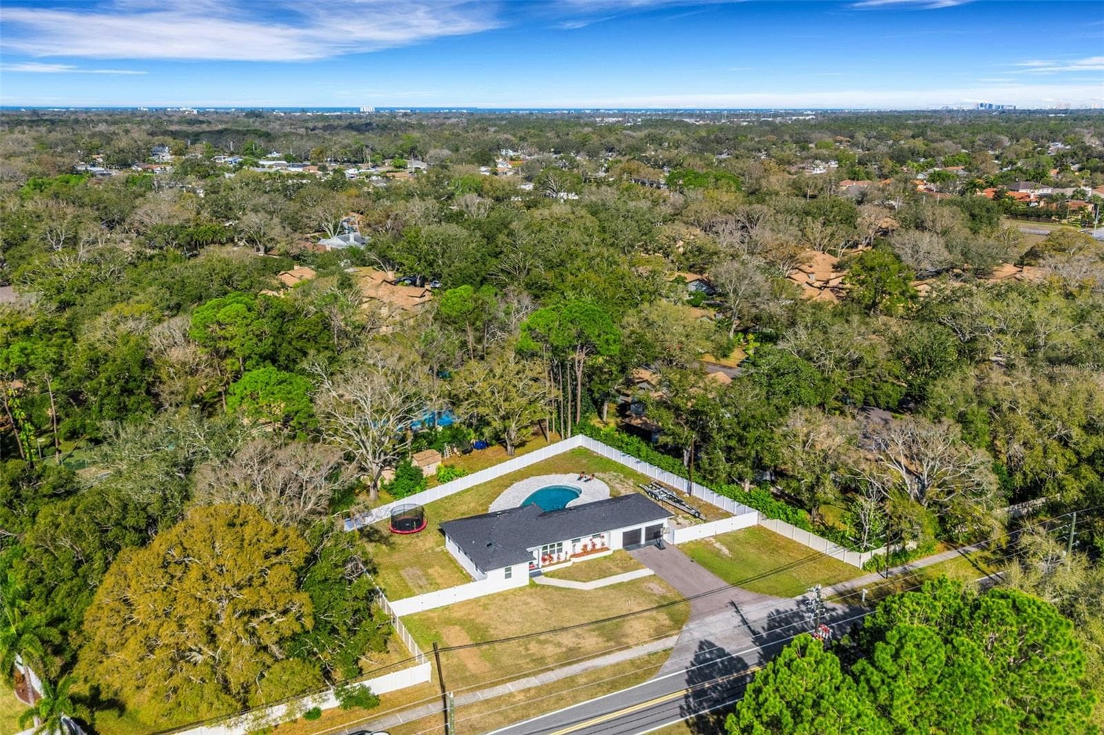 10016 Ridge Rd
