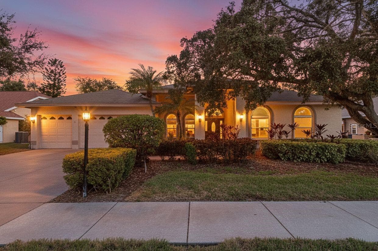 771 Weathersfield Dr