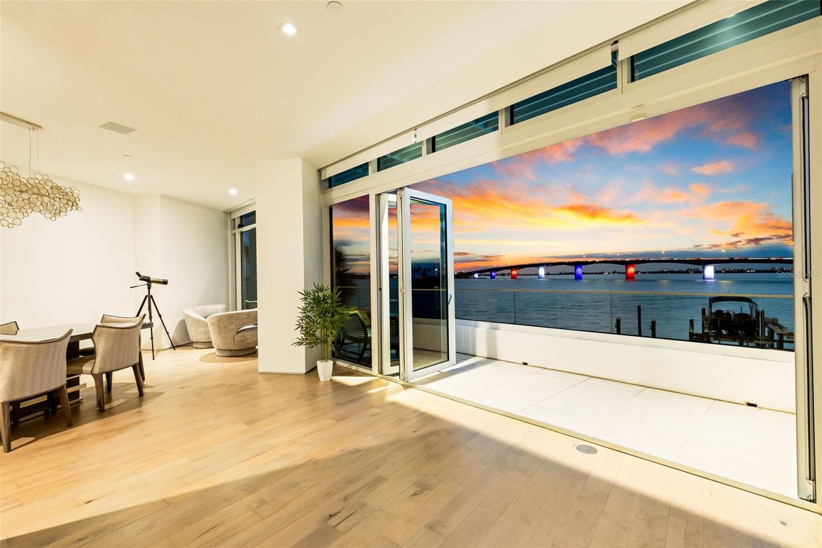280 Golden Gate Pt #200