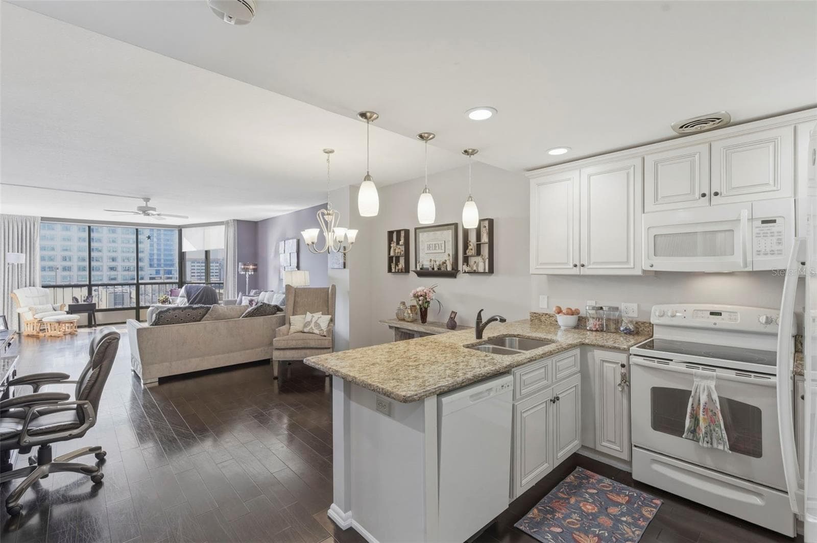 1 Beach Dr SE #1109 photo 3