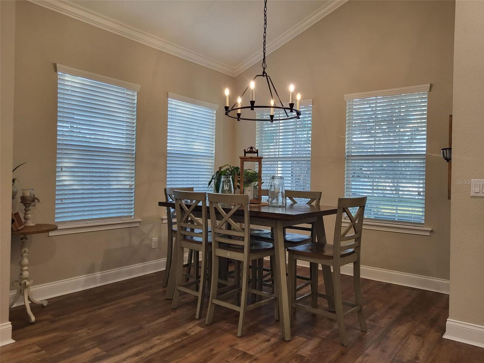 400 Prado Pl photo 4