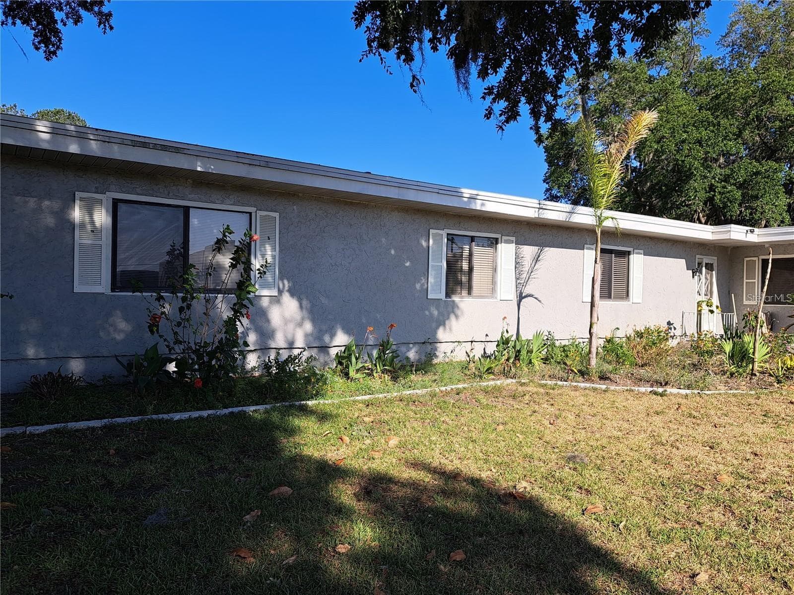 2814 N Maryland Ave photo 4