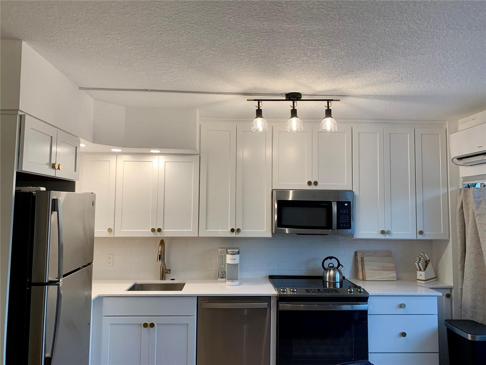 800 Bayway Blvd #16 photo 5
