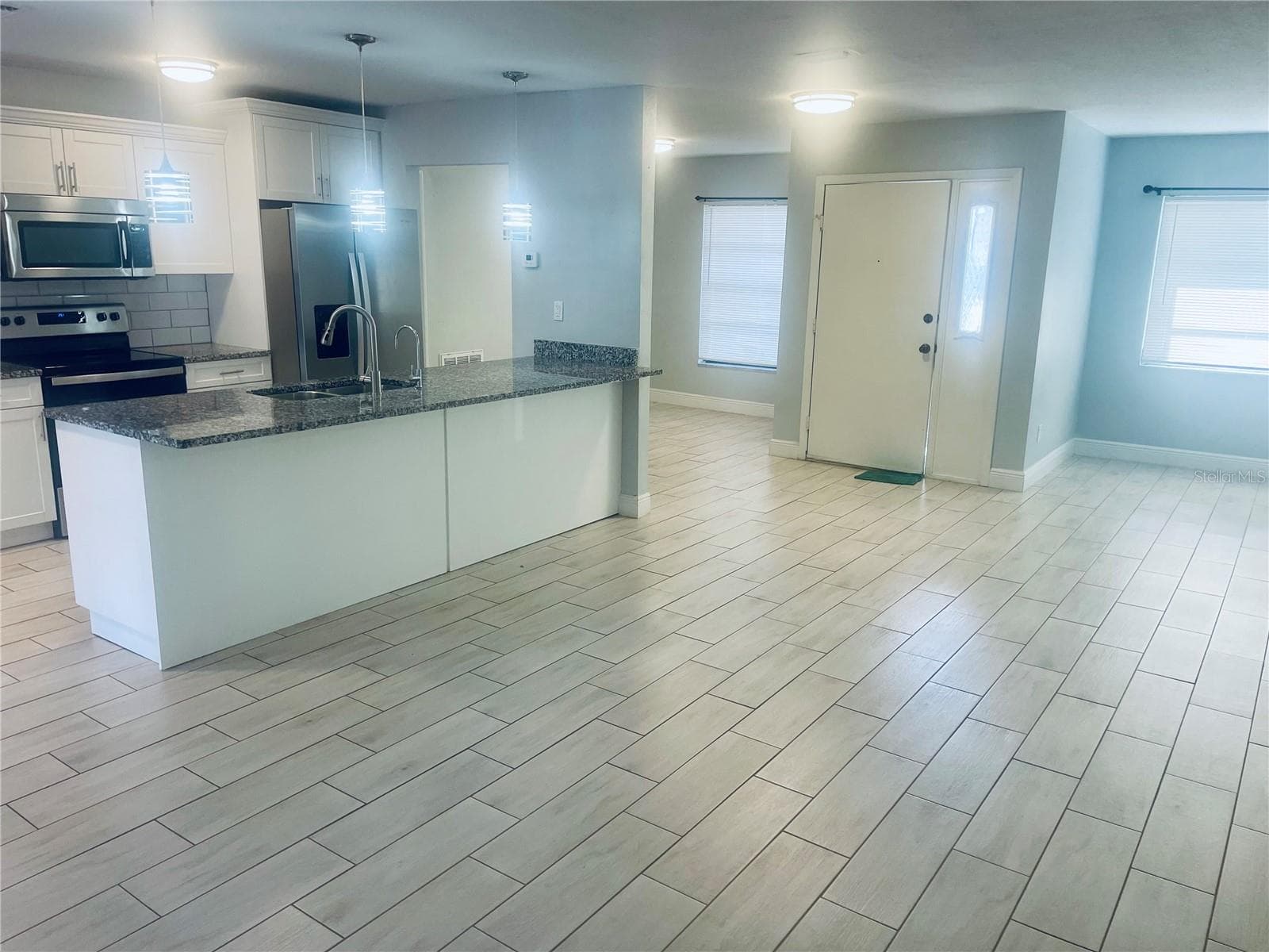 11010 Salt Tree Dr photo 5