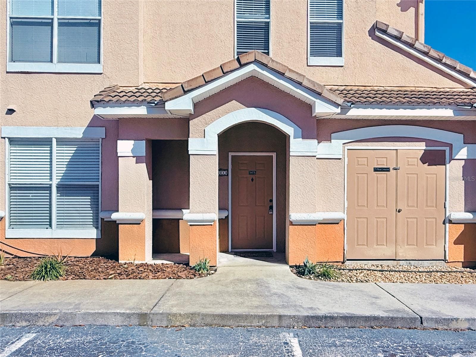 18013 Villa Creek Dr