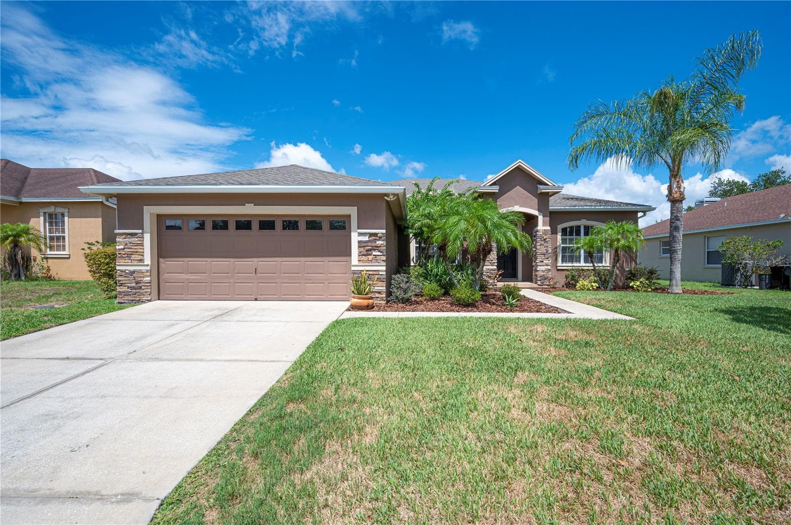 6339 Alamanda Hills Dr photo 3