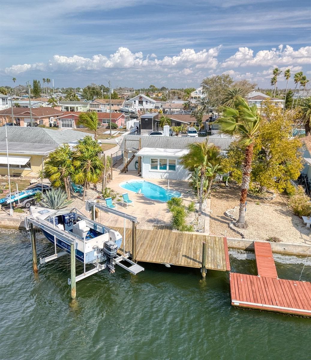 13525 Maria Dr photo 4