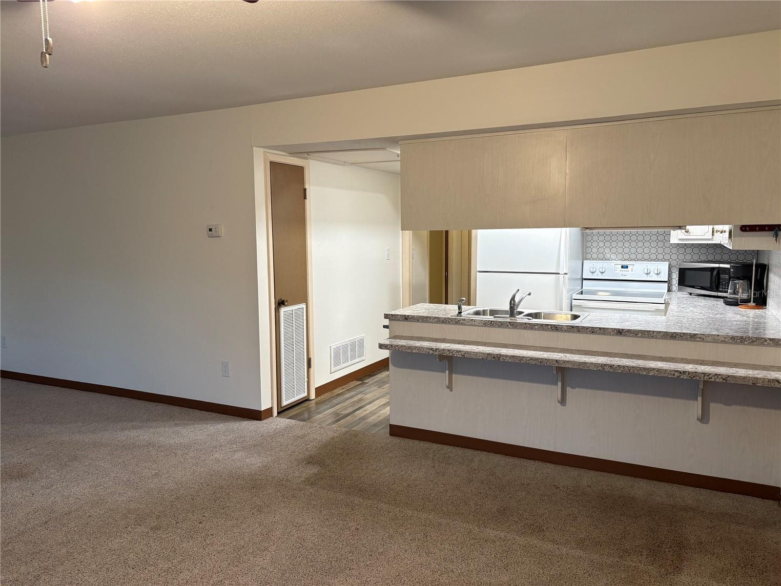 5433 Palm Dr photo 5