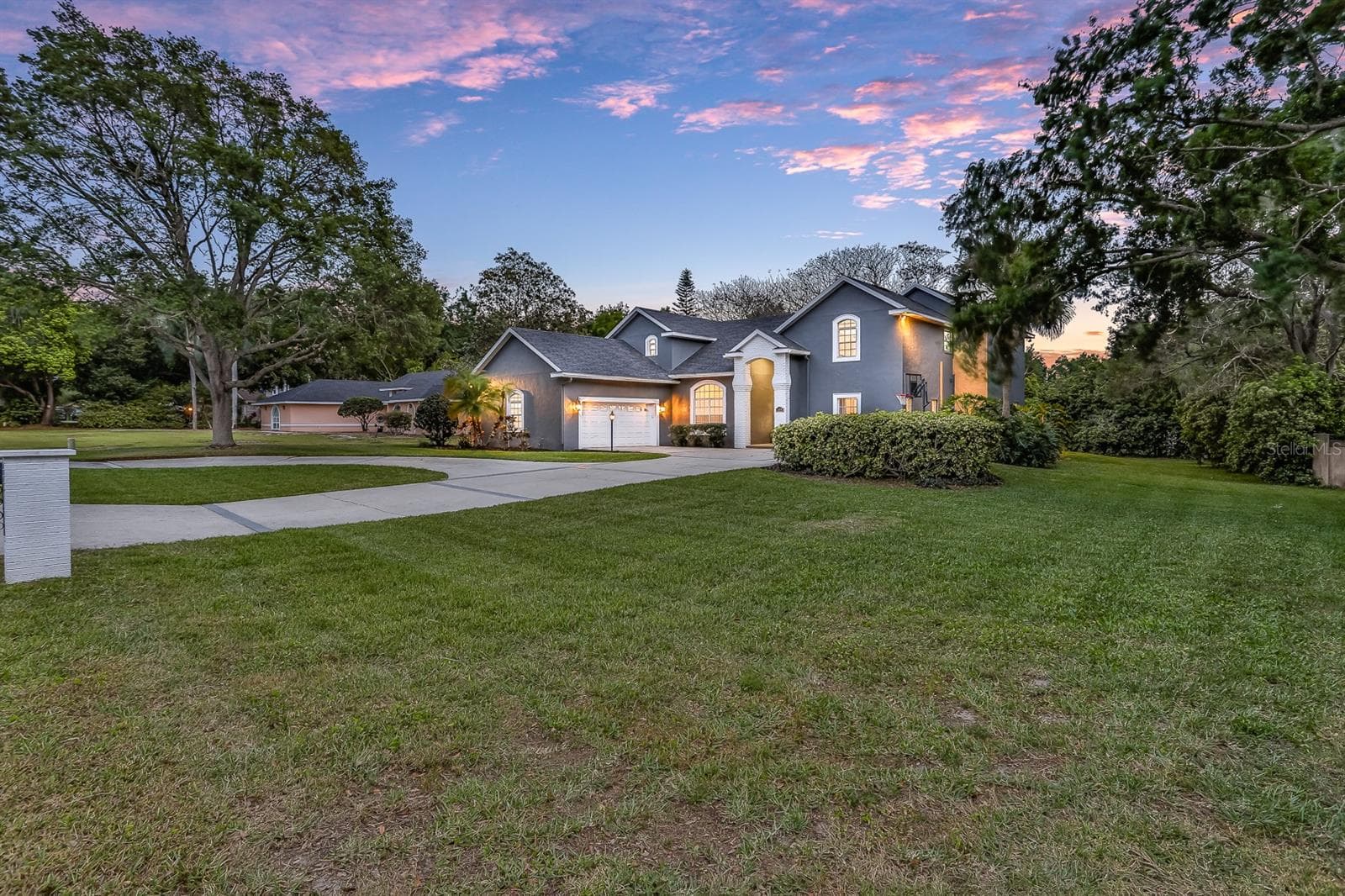 109 Van Fleet CT photo 3