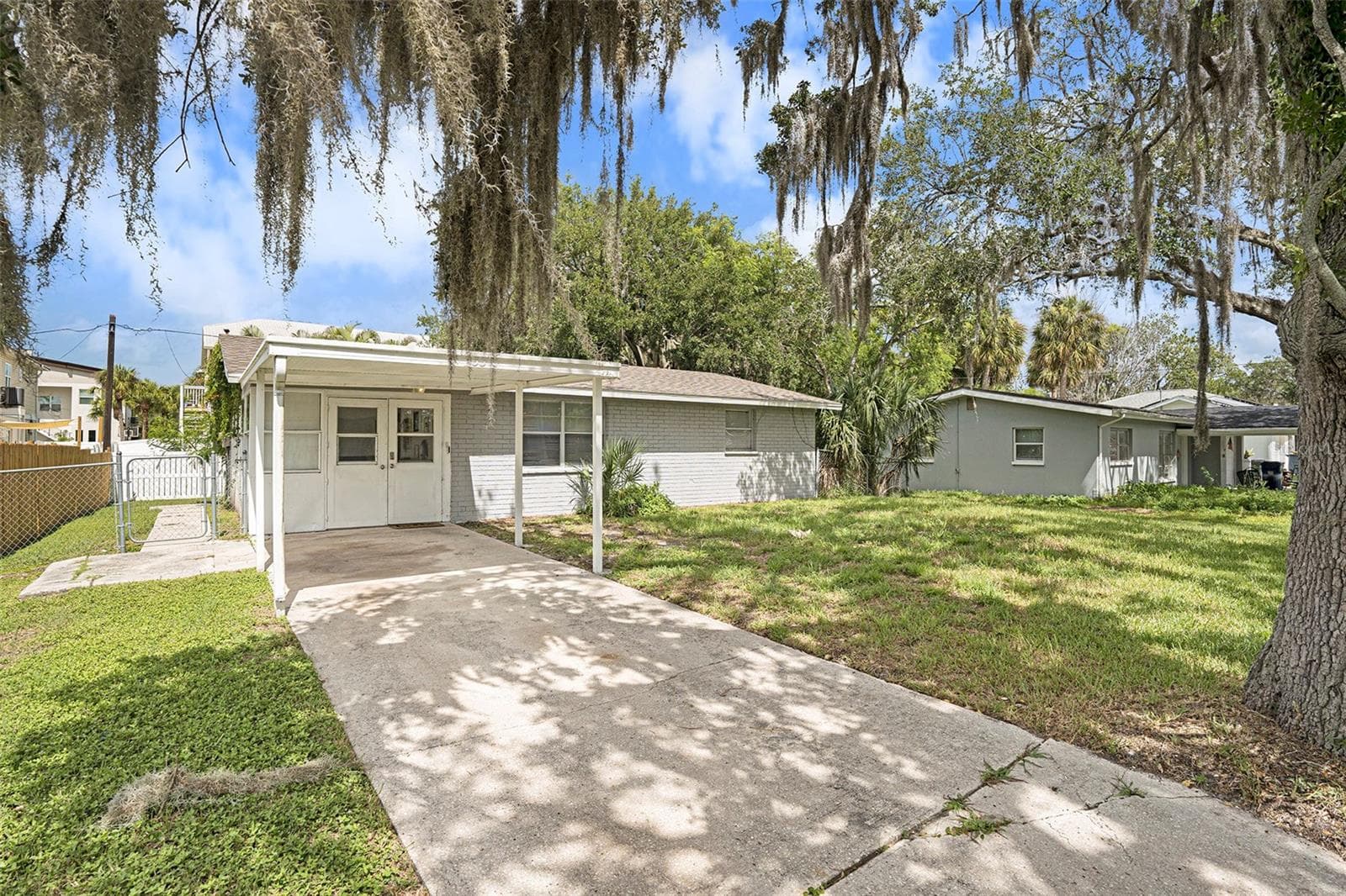 7253 Dianne Dr