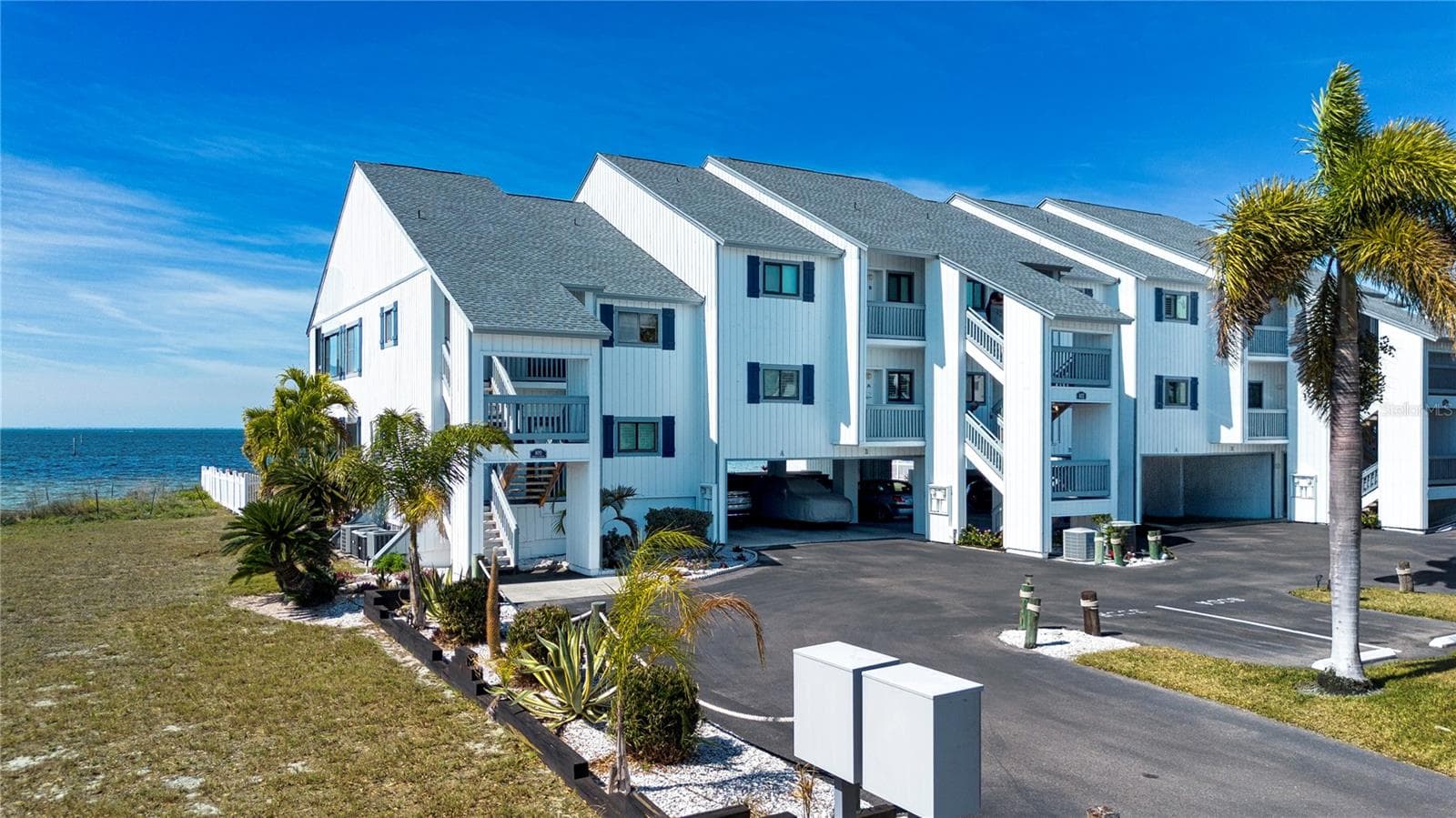 802 Bahia Del Sol Dr #6 photo 3