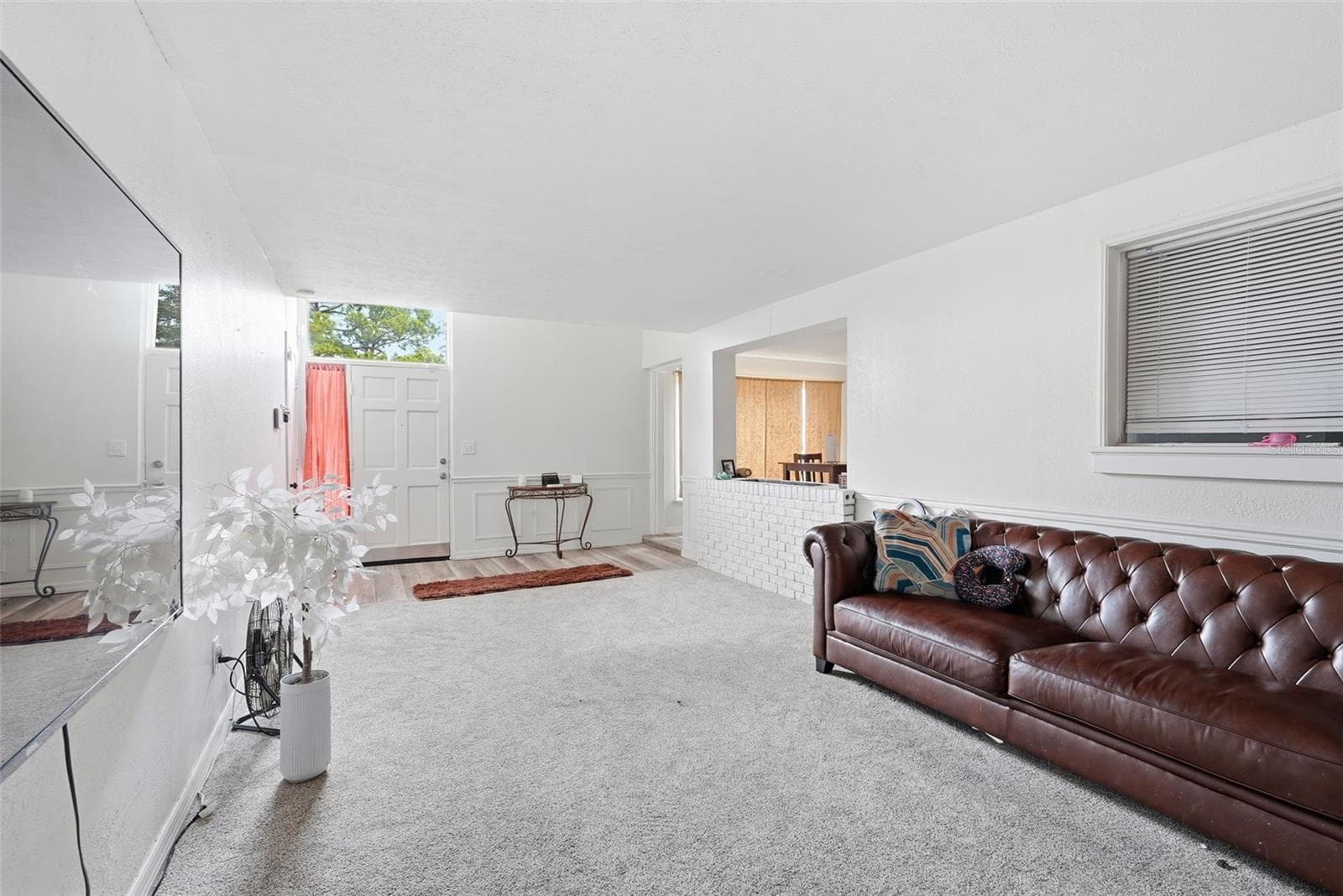 1709 Carnegie Cir photo 5