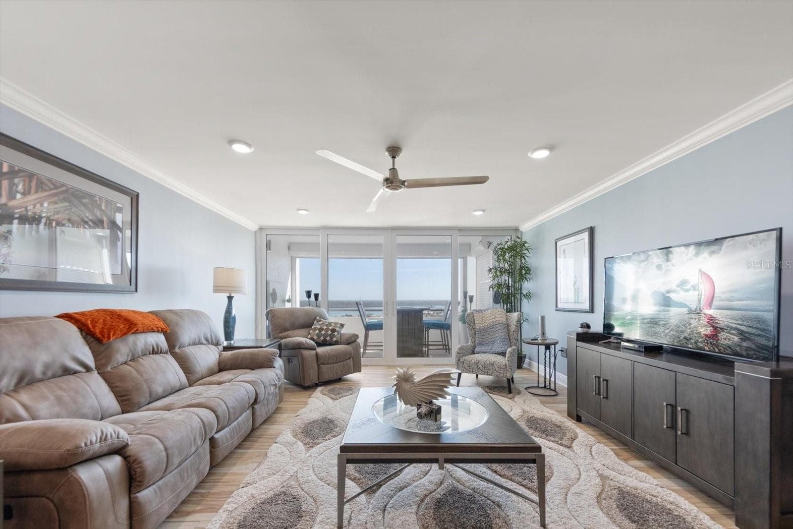 17920 Gulf Blvd #1901 photo 5