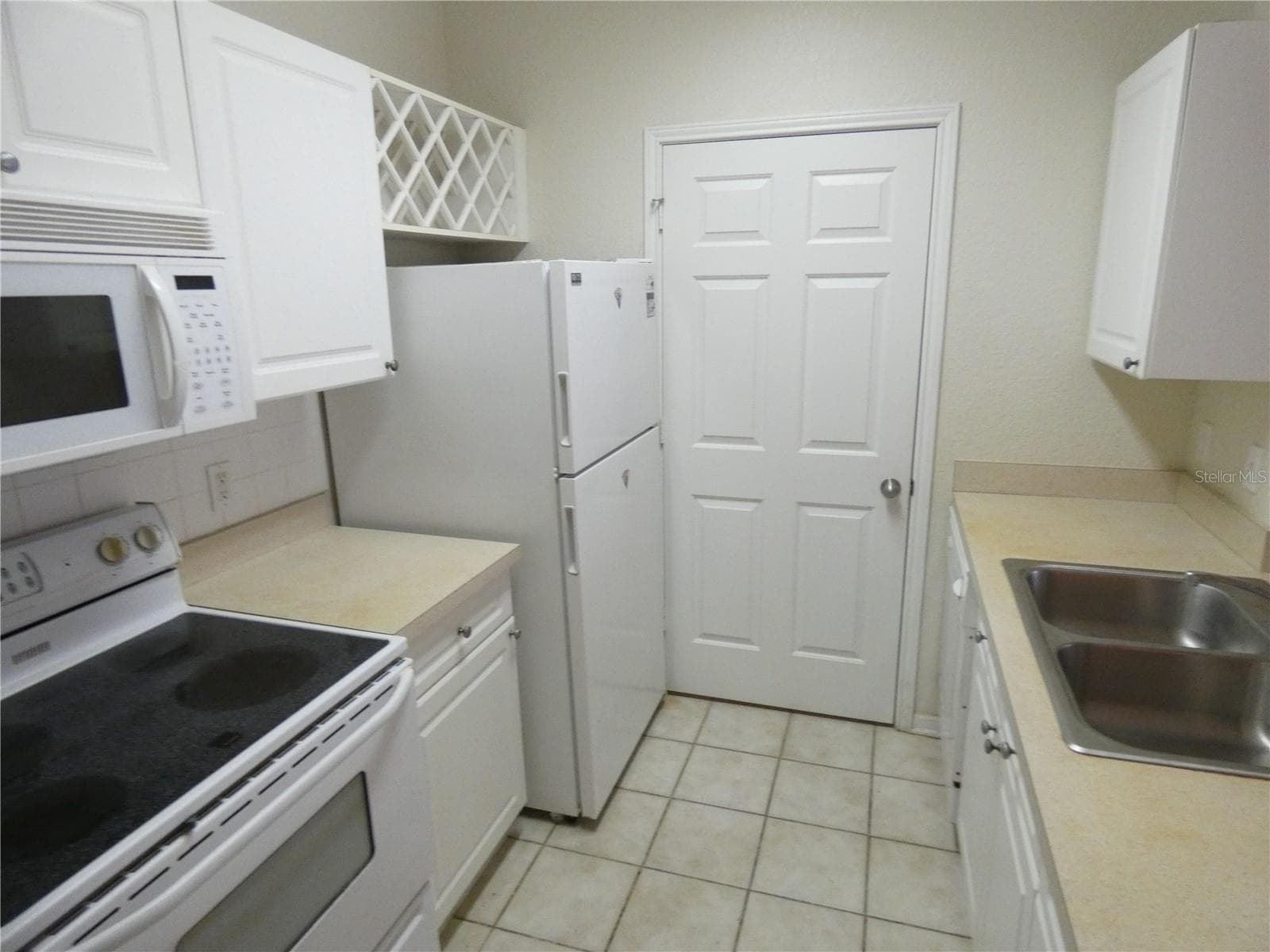 1216 S Missouri Ave #209 photo 5