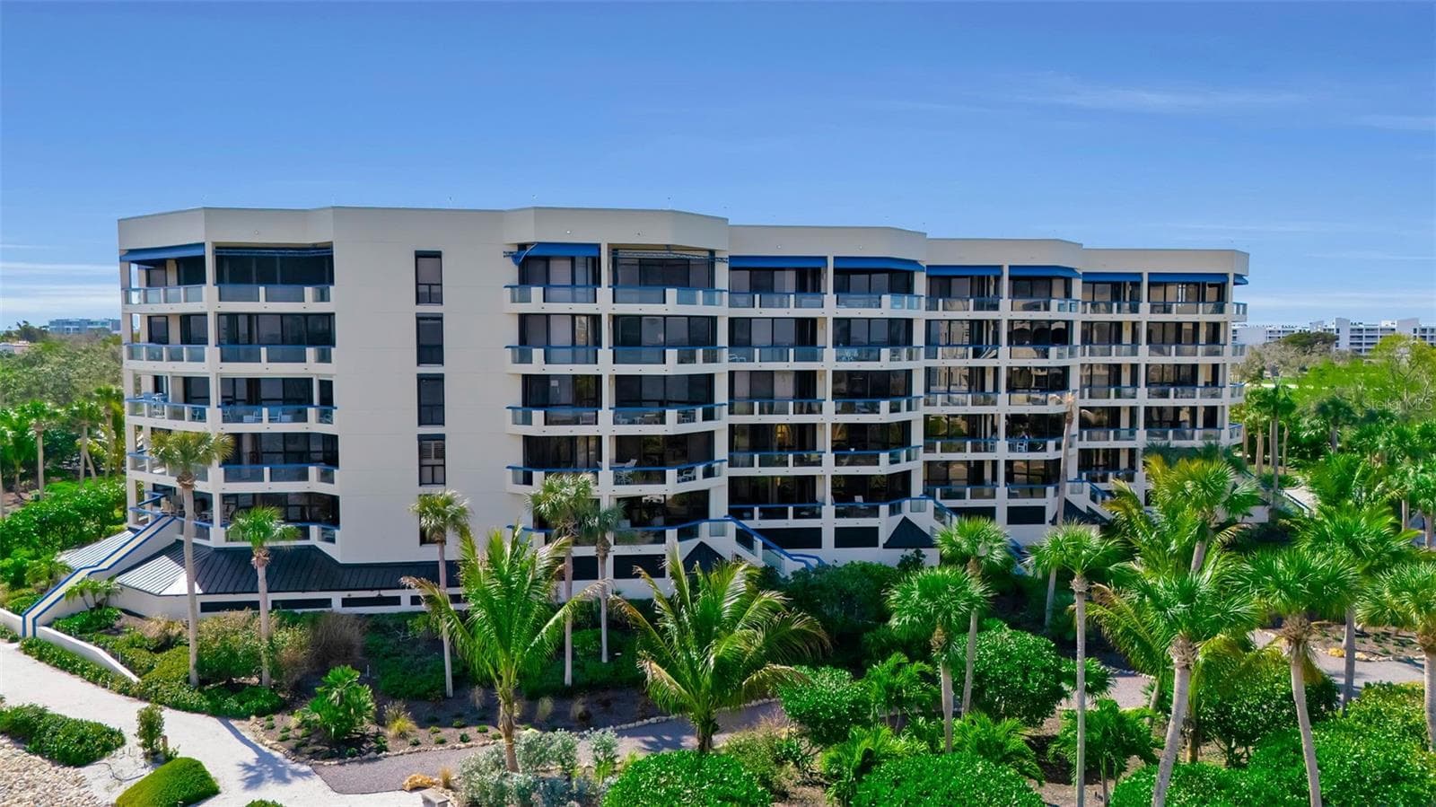 2110 Harbourside Dr #523 photo 4