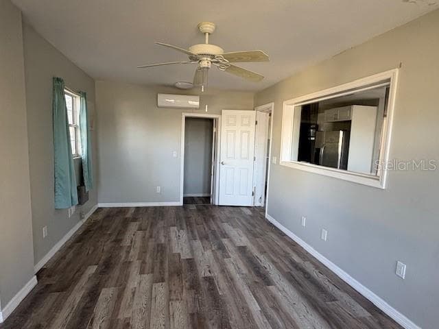1840 Glengary St photo 3