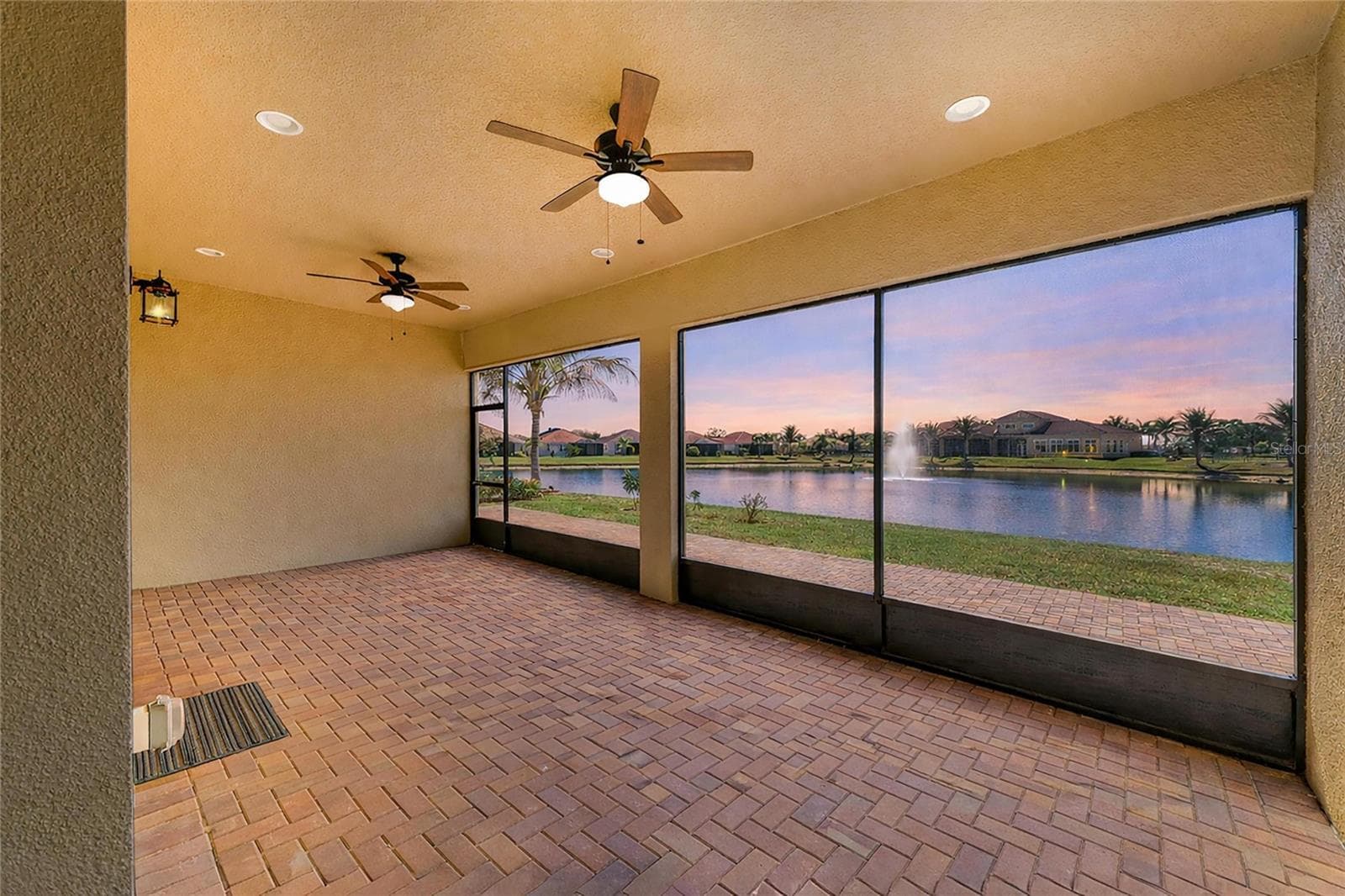 6927 Indus Valley Cir