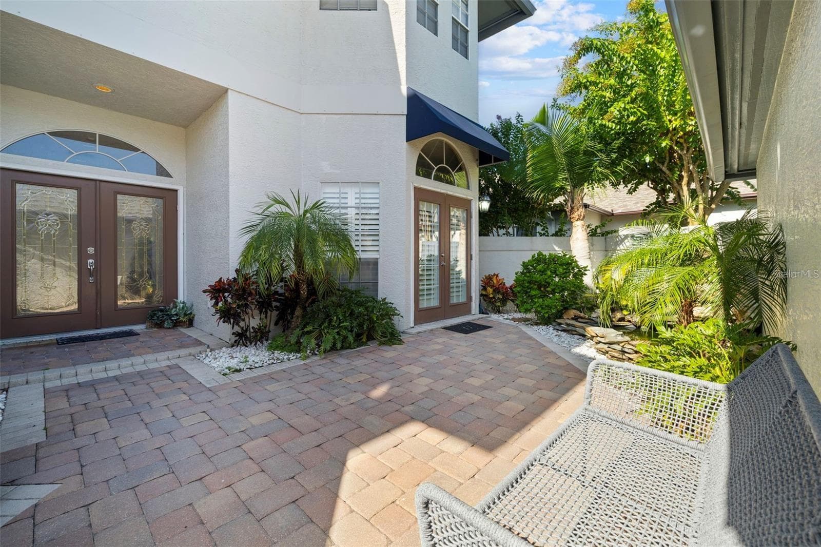 18756 Wimbledon Cir photo 3