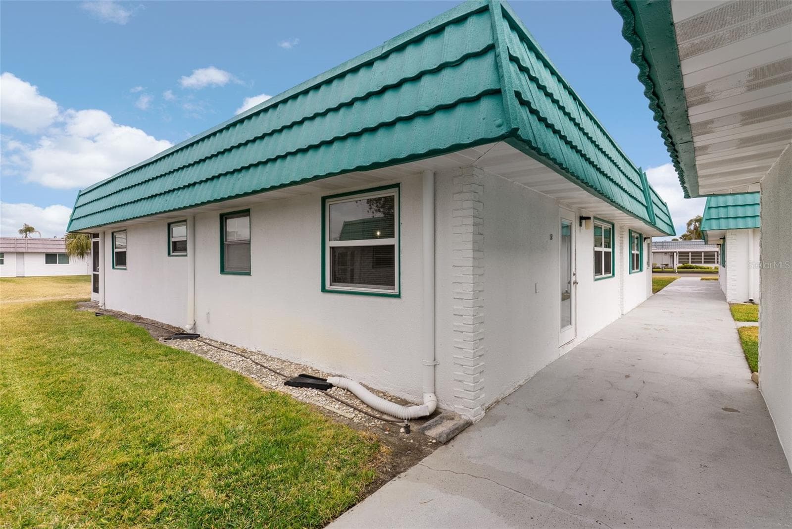 205 Kings Blvd #52