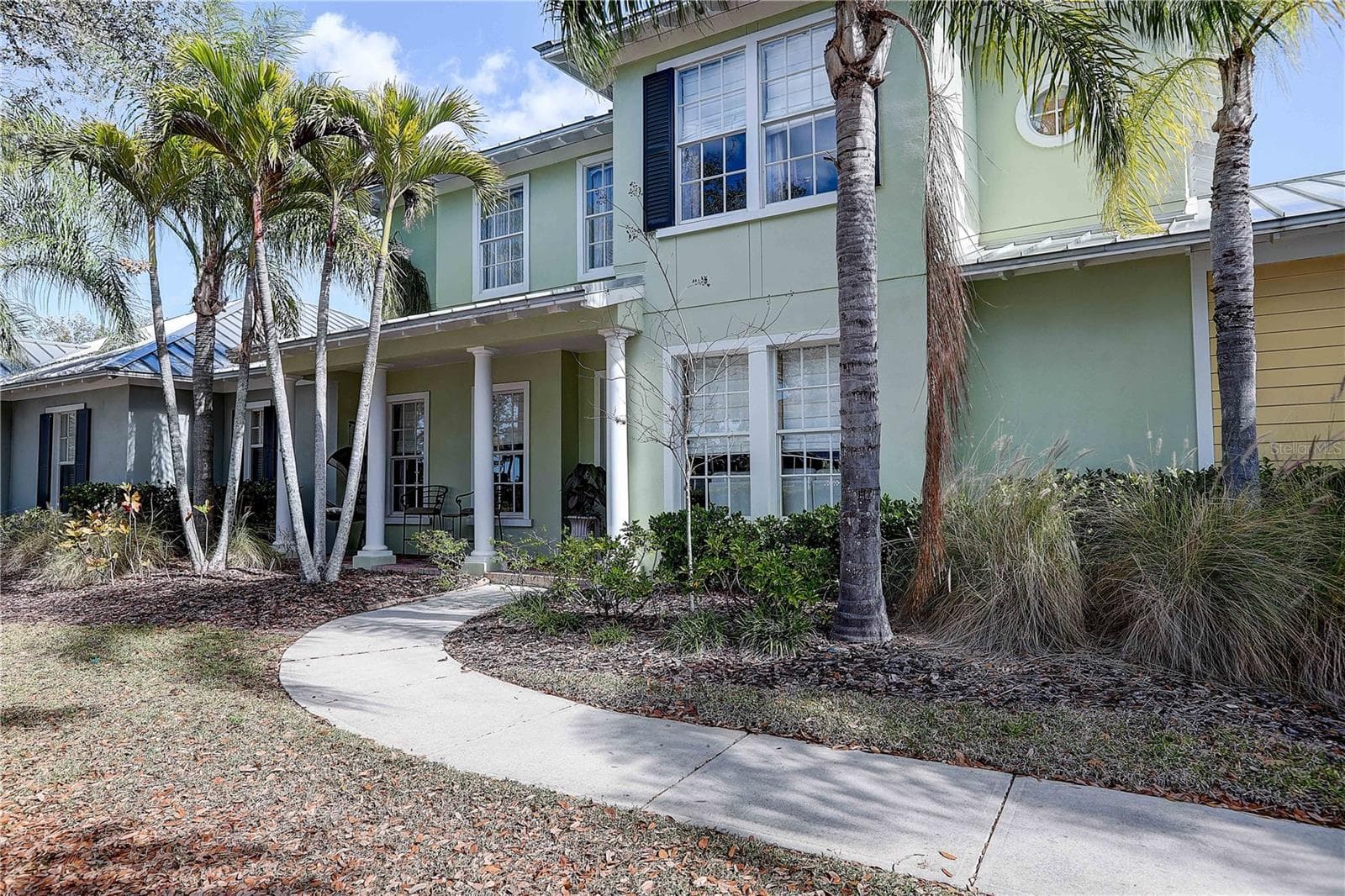 5518 Luminar Pointe Ln