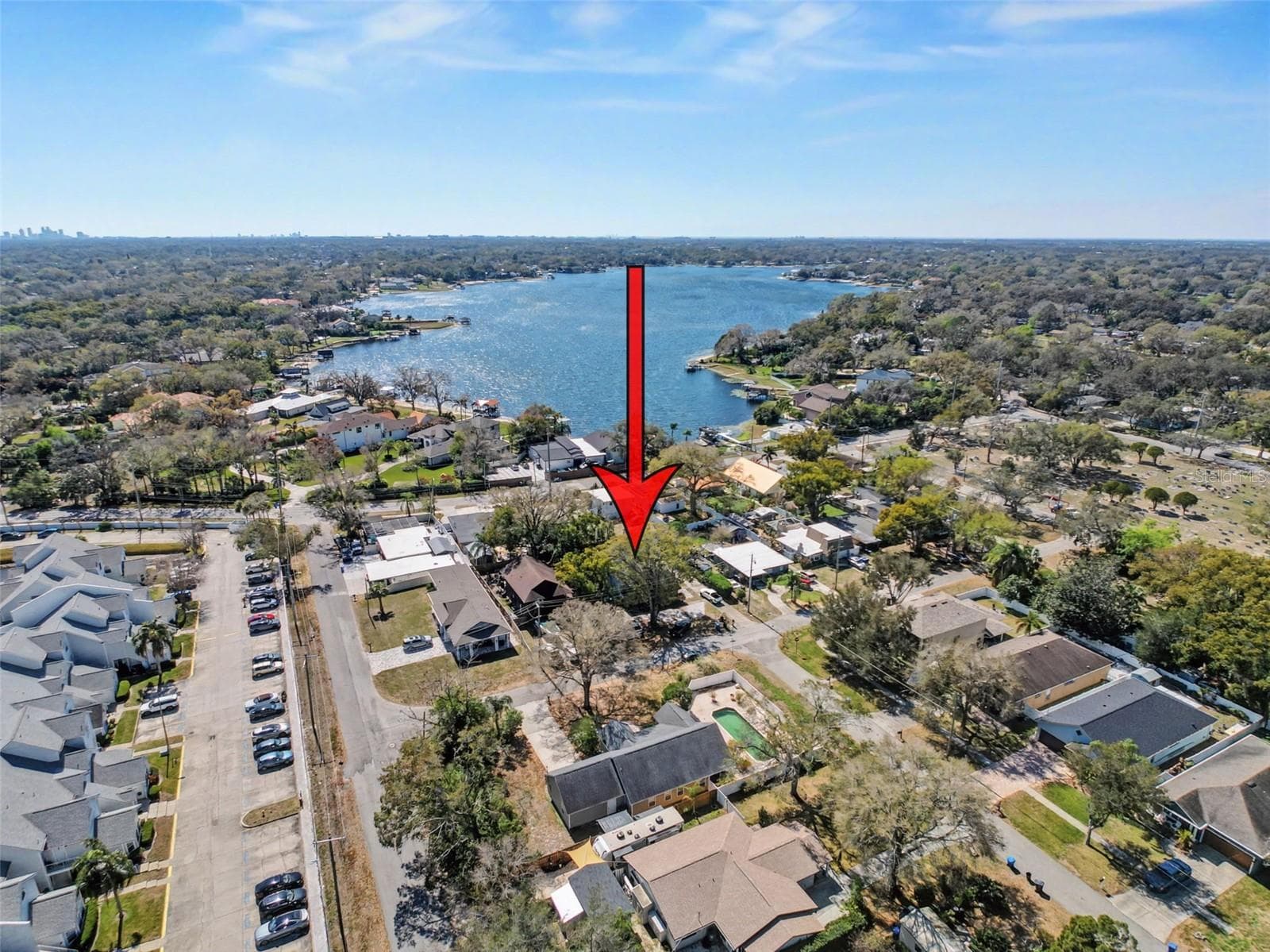 2206 Howard Ln photo 3